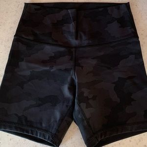 Lululemon align 5” shorts